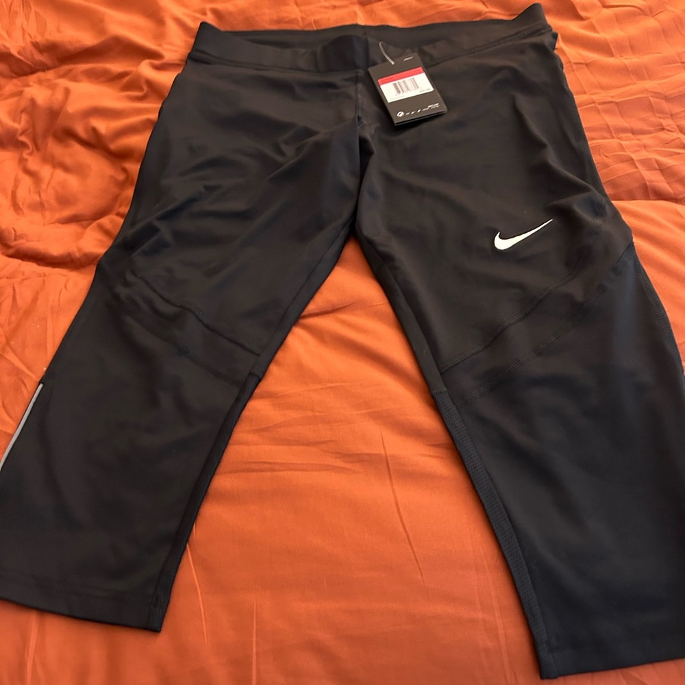 Nike Black Performance Capris